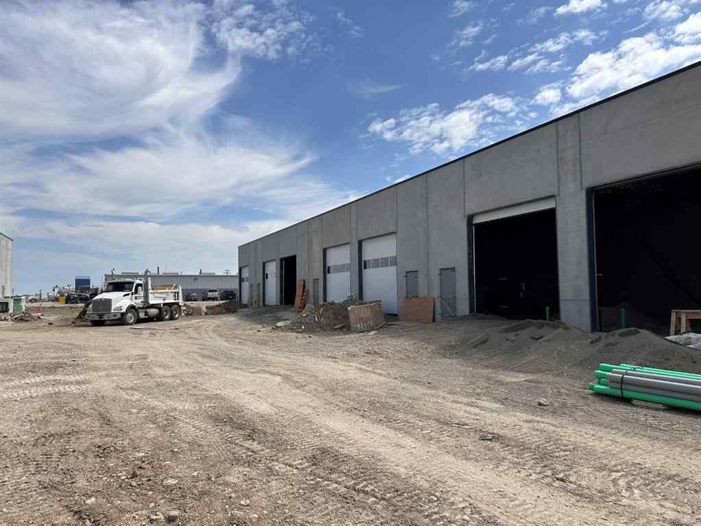 MLS® A2212370 - Unit #13 40 Southbank Crescent  in Southbank Business Park Okotoks, Commercial