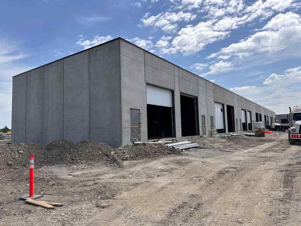 MLS® A2212377 - Unit #33 40 Southbank Crescent  in Southbank Business Park Okotoks, Commercial