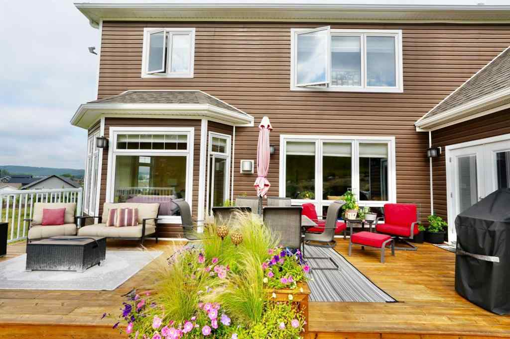 MLS® A2212380 - 10313 86 Street  in Saddleback Ridge Peace River, Residential