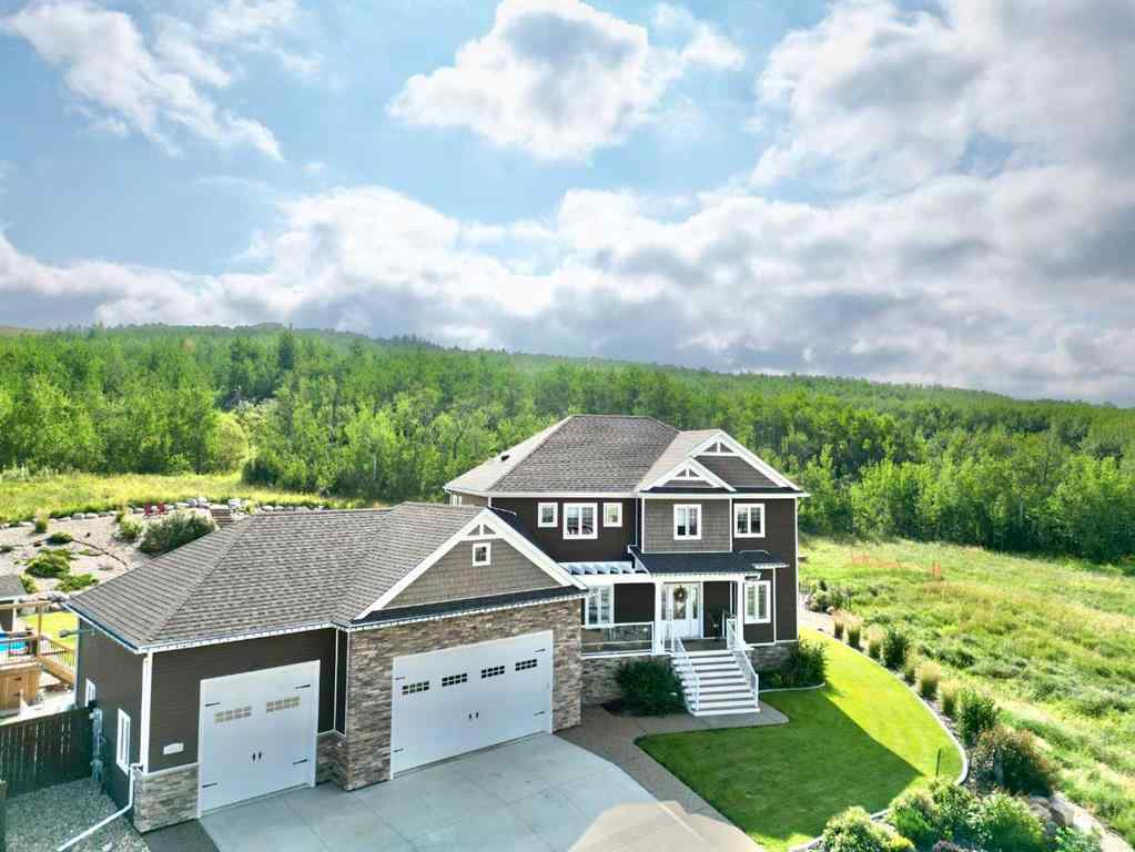 MLS® A2212380 - 10313 86 Street  in Saddleback Ridge Peace River, Residential