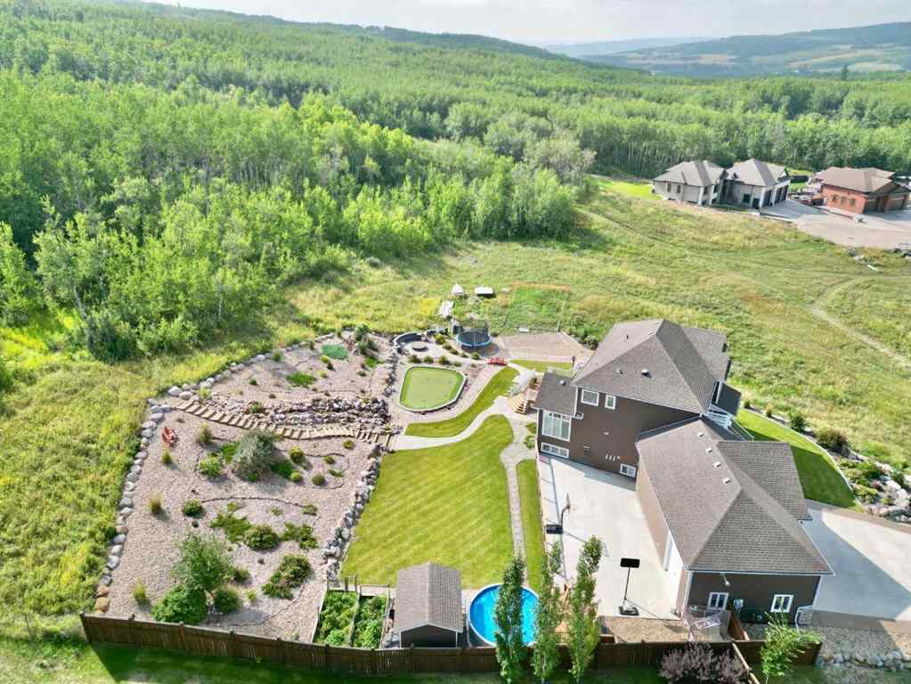 MLS® A2212380 - 10313 86 Street  in Saddleback Ridge Peace River, Residential