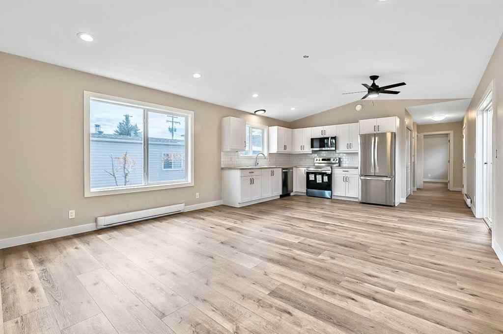 MLS® A2212403 - 221 1 Avenue NW in NONE Diamond Valley, Residential