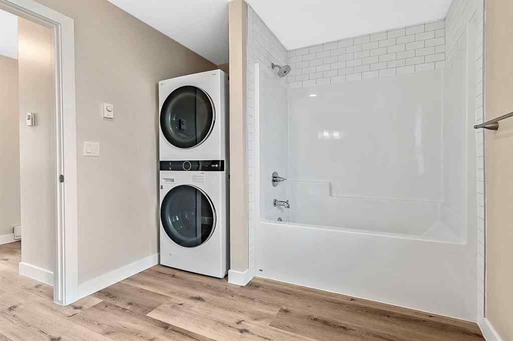 MLS® A2212403 - 221 1 Avenue NW in NONE Diamond Valley, Residential