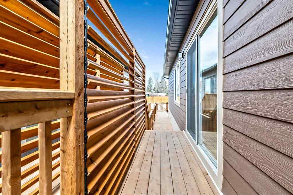 MLS® A2212403 - 221 1 Avenue NW in NONE Diamond Valley, Residential