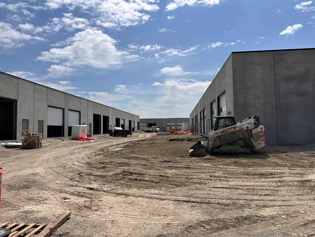 MLS® A2212418 - Unit #40 40 Southbank Crescent  in Southbank Business Park Okotoks, Commercial