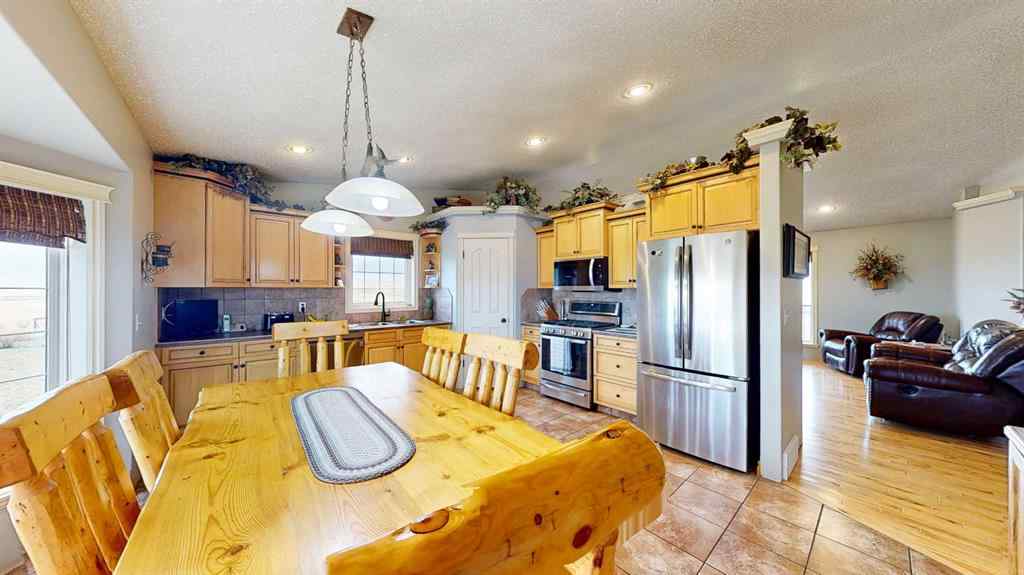 MLS® A2212496 - 3117 Township Road 124   in NONE Rural Cypress County, Agri-Business