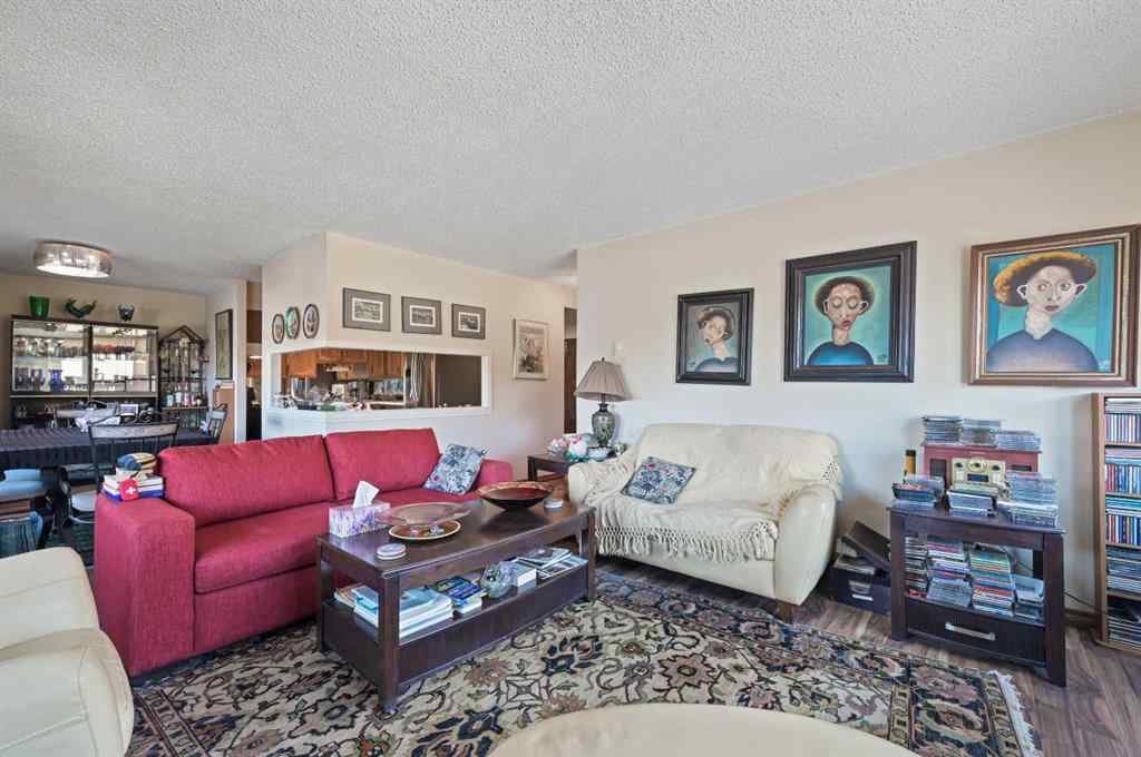 MLS® A2212521 - Unit #2A 133 25 Avenue SW in Mission Calgary, Residential
