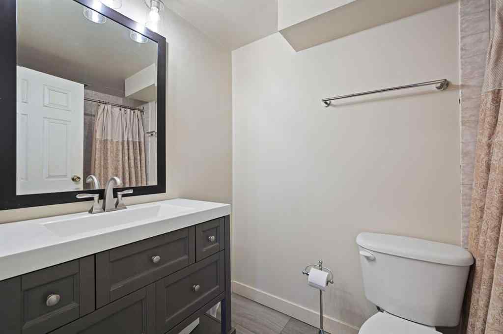 MLS® A2212521 - Unit #2A 133 25 Avenue SW in Mission Calgary, Residential