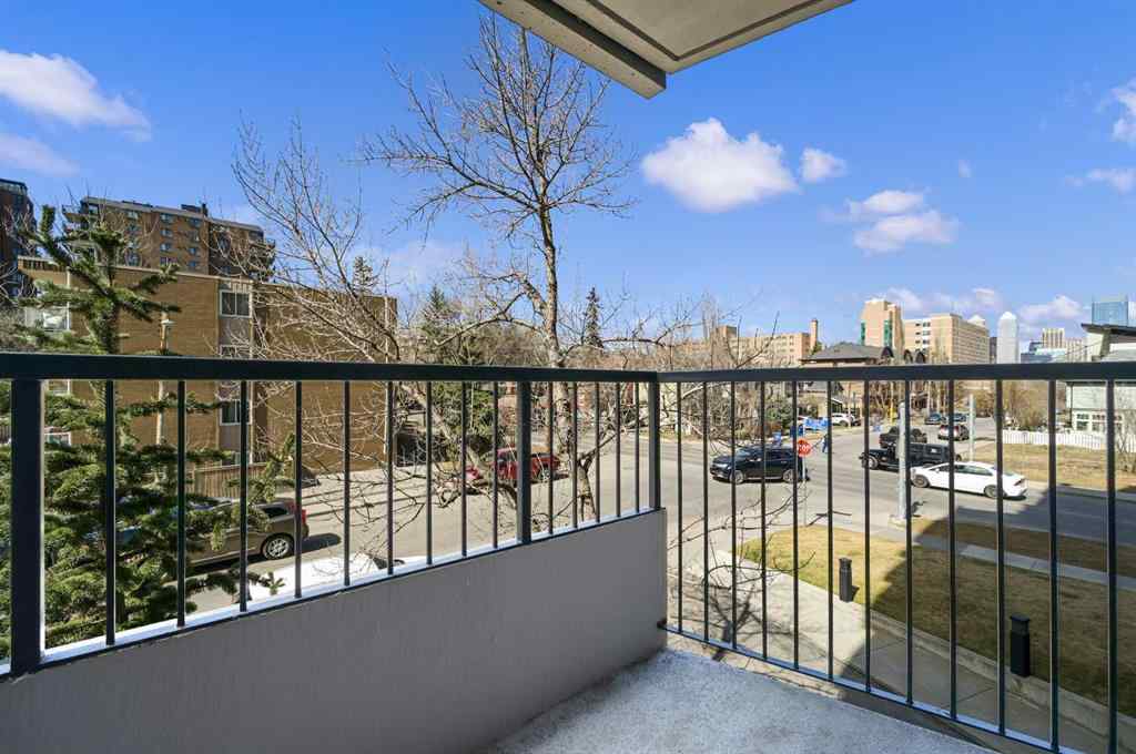 MLS® A2212521 - Unit #2A 133 25 Avenue SW in Mission Calgary, Residential