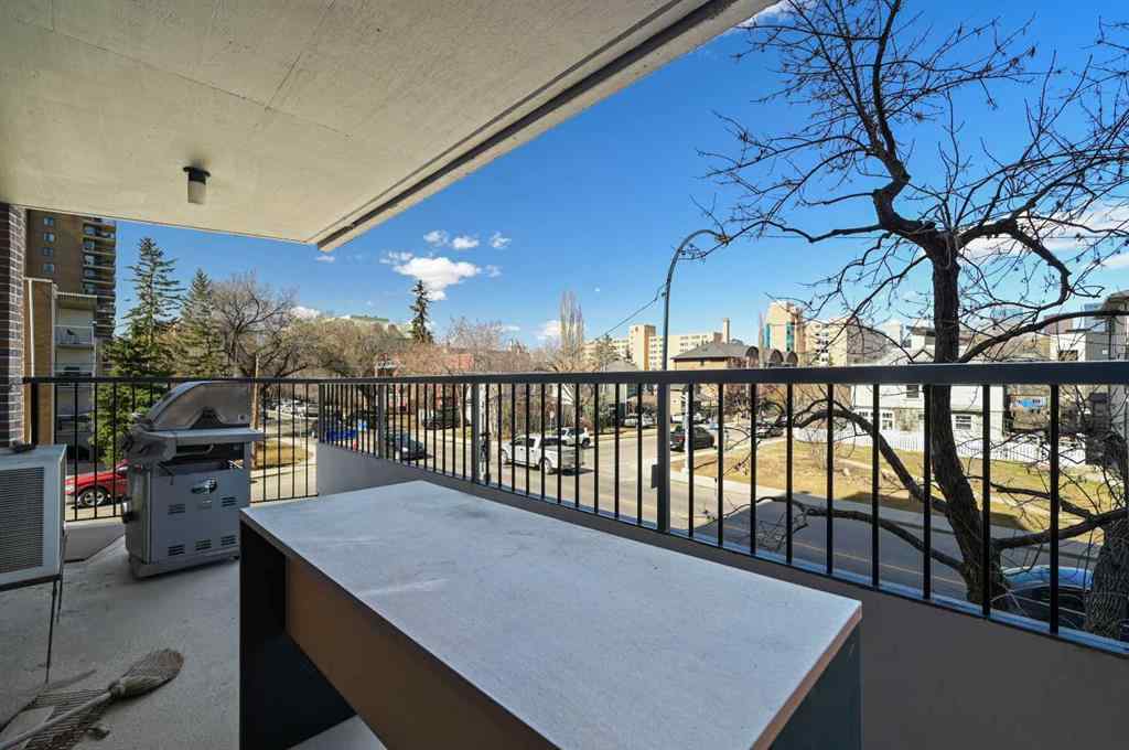 MLS® A2212521 - Unit #2A 133 25 Avenue SW in Mission Calgary, Residential