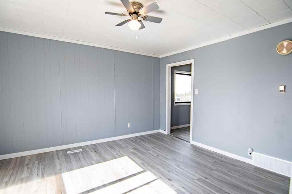 MLS® A2212543 - 39061 Range Road 220   in NONE Rural Stettler No. 6, County of, Residential