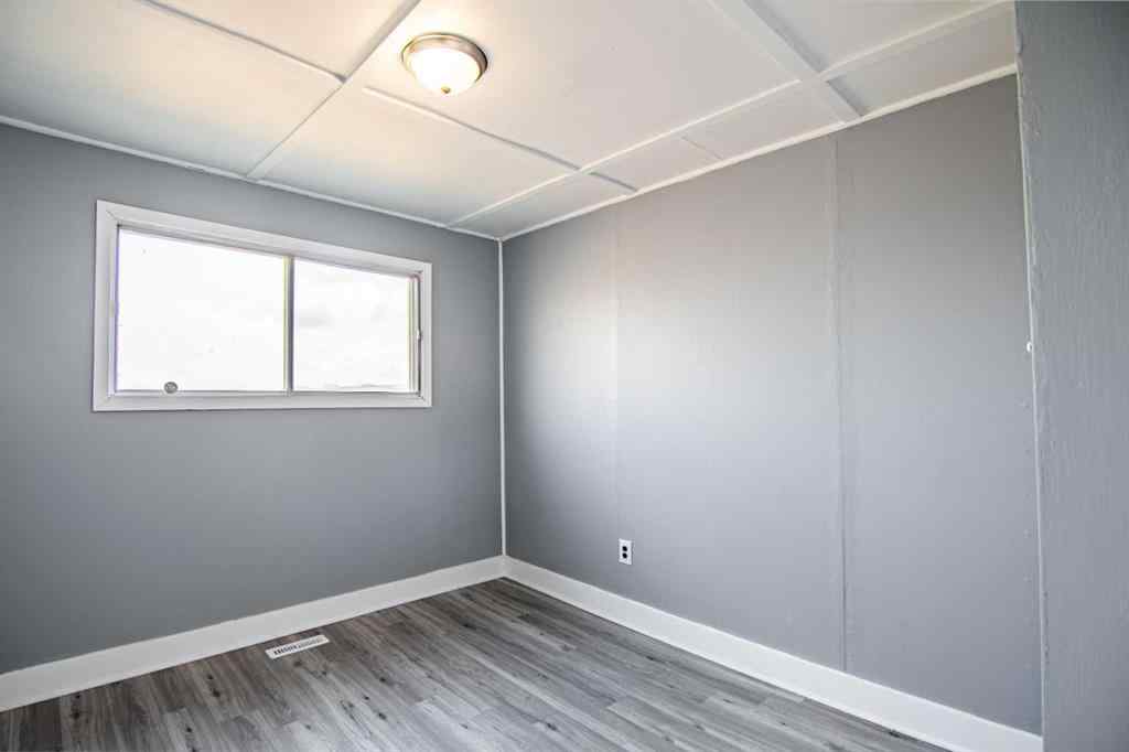 MLS® A2212543 - 39061 Range Road 220   in NONE Rural Stettler No. 6, County of, Residential