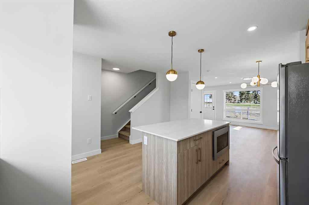 MLS® A2212547 - 604 Clover Road  in NONE Carstairs, Residential
