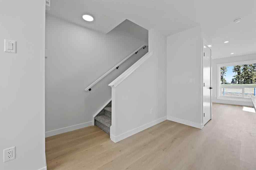 MLS® A2212547 - 604 Clover Road  in NONE Carstairs, Residential