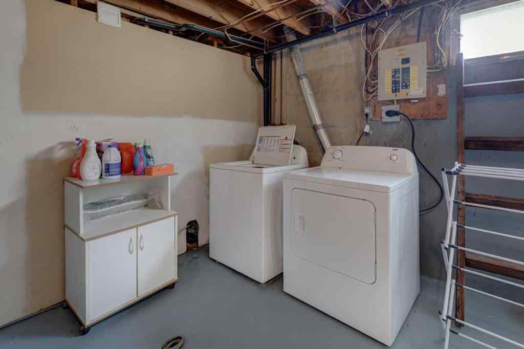 MLS® A2212568 - 206 1 Avenue S in NONE Morrin, Residential