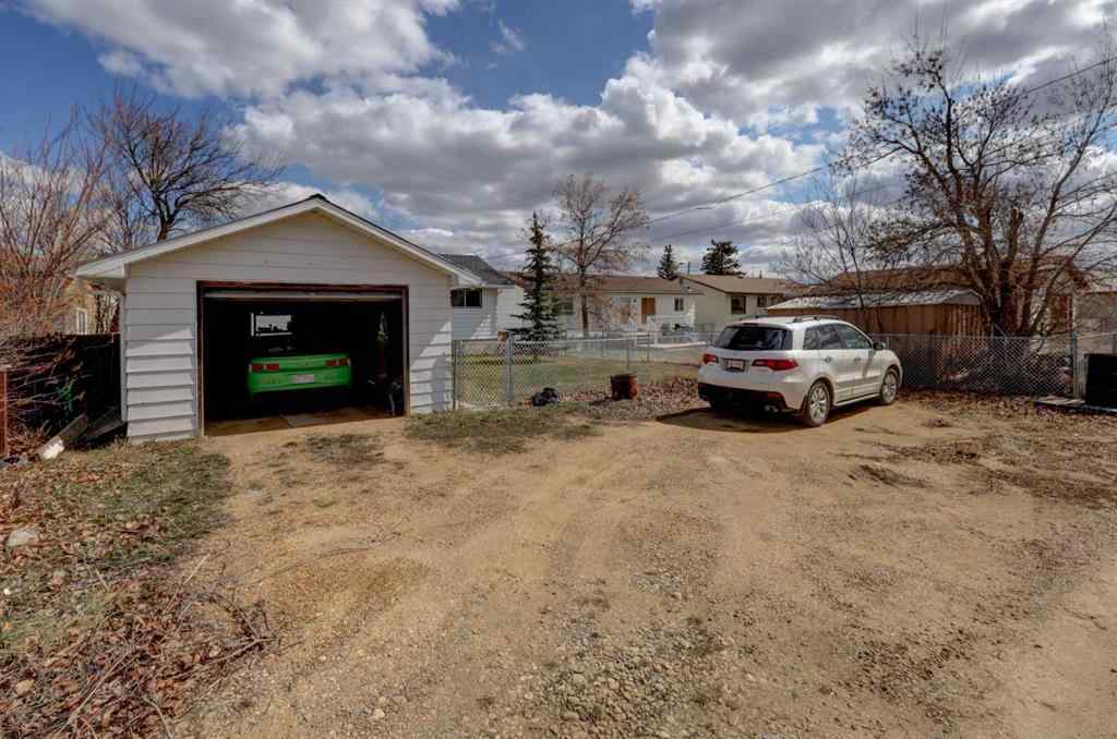 MLS® A2212568 - 206 1 Avenue S in NONE Morrin, Residential