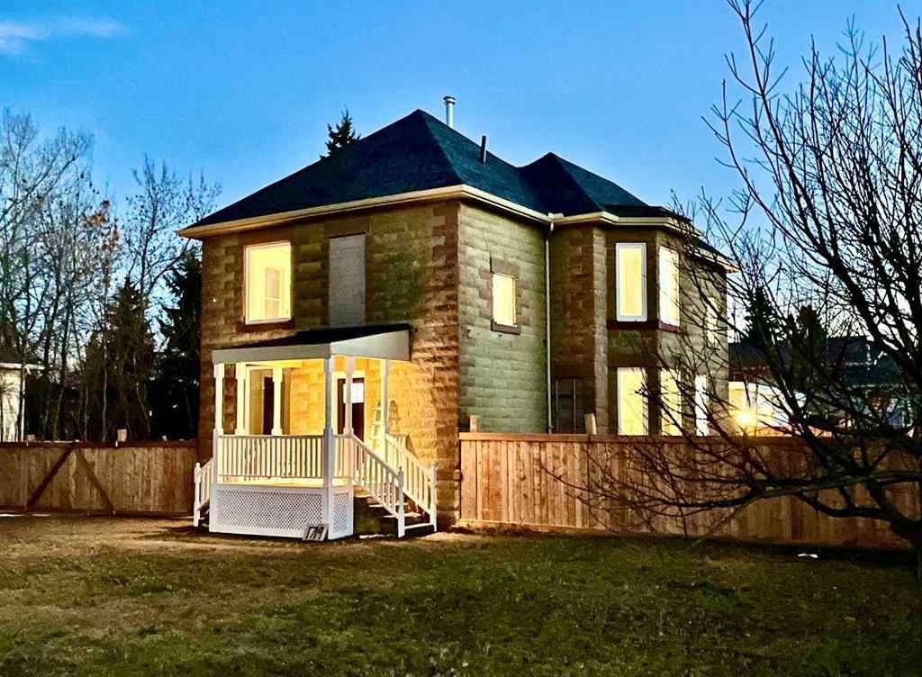 MLS® A2212628 - 1719 15 Avenue  in NONE Didsbury, Residential