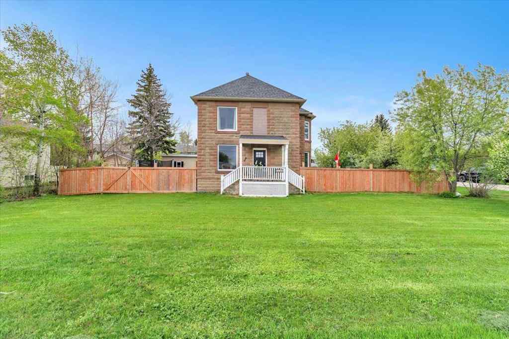 MLS® A2212628 - 1719 15 Avenue  in NONE Didsbury, Residential