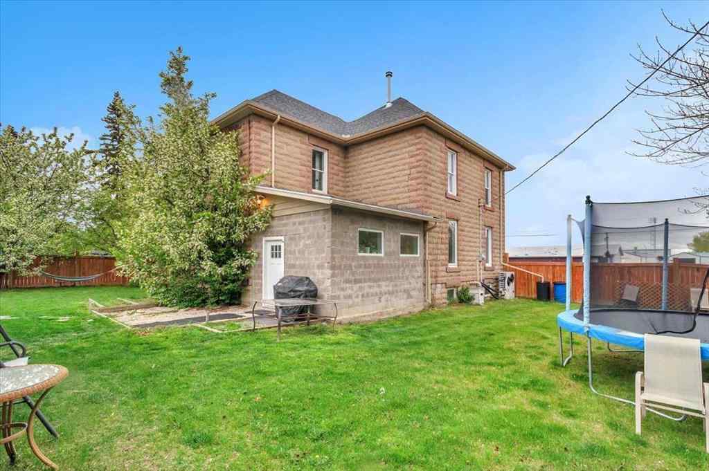 MLS® A2212628 - 1719 15 Avenue  in NONE Didsbury, Residential
