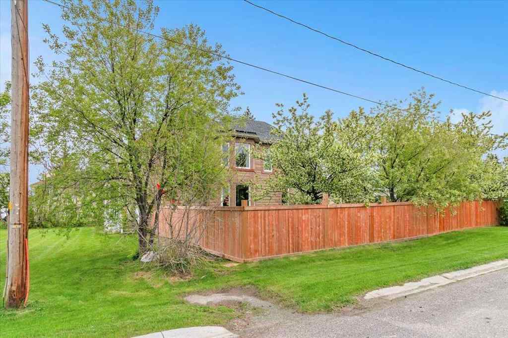 MLS® A2212628 - 1719 15 Avenue  in NONE Didsbury, Residential