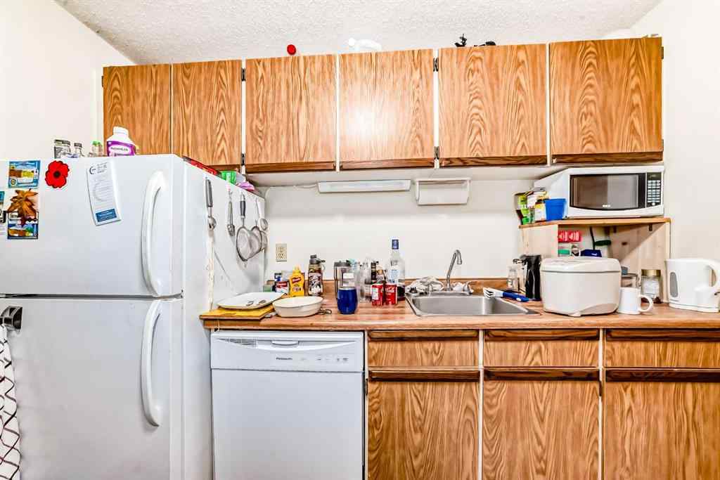 MLS® A2212666 - Unit #309 5204 Dalton Drive NW in Dalhousie Calgary, Residential