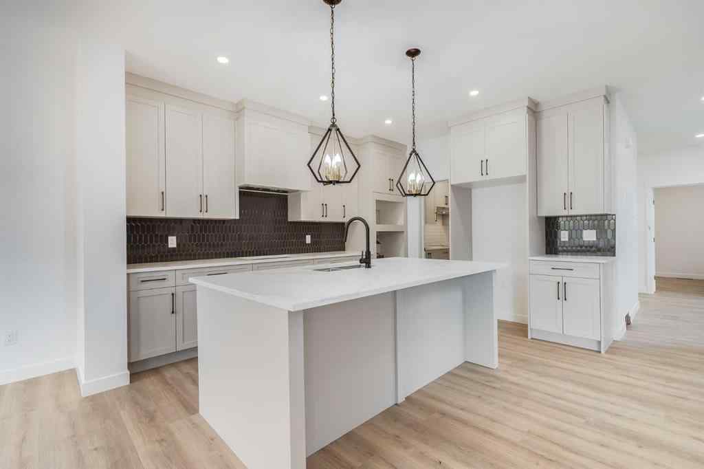 MLS® A2212679 - 460 Rivercrest View  in Rivercrest Cochrane, Residential