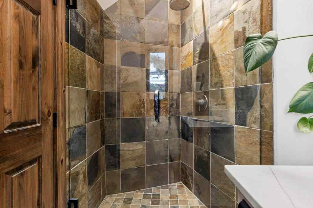 MLS® A2212721 - 521 Silvertip Road  in Silvertip Canmore, Residential