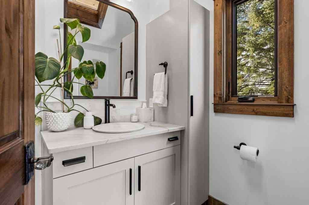 MLS® A2212721 - 521 Silvertip Road  in Silvertip Canmore, Residential