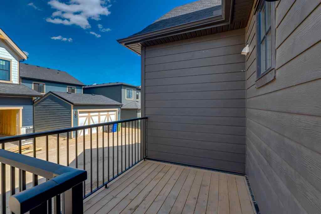 MLS® A2212722 - 90 Treeline Gardens SW in Alpine Park Calgary, Residential