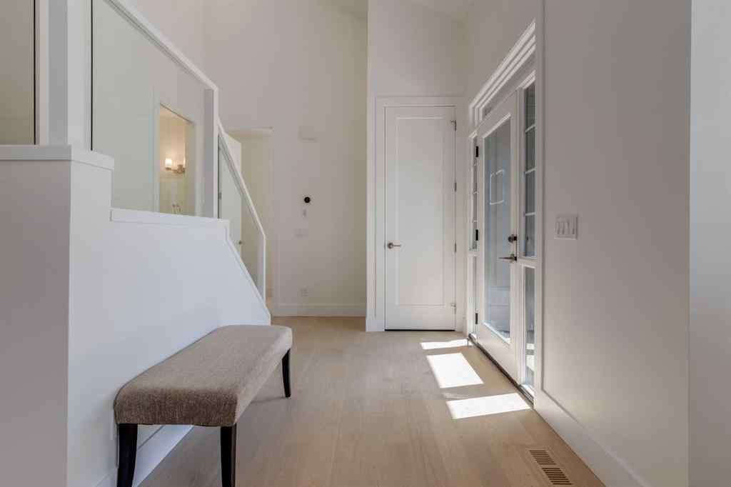 MLS® A2212722 - 90 Treeline Gardens SW in Alpine Park Calgary, Residential