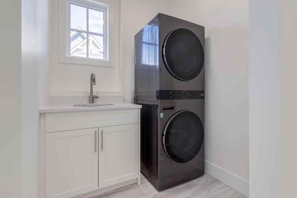 MLS® A2212722 - 90 Treeline Gardens SW in Alpine Park Calgary, Residential