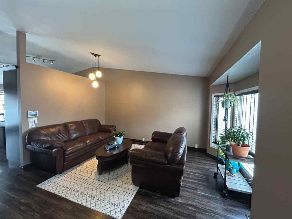 MLS® A2212724 - 9509 91 Street  in Lac La Biche Lac La Biche, Residential