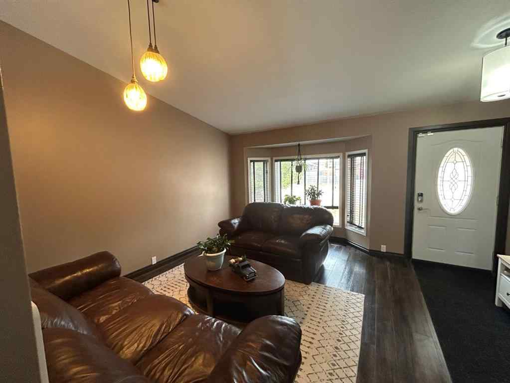 MLS® A2212724 - 9509 91 Street  in Lac La Biche Lac La Biche, Residential