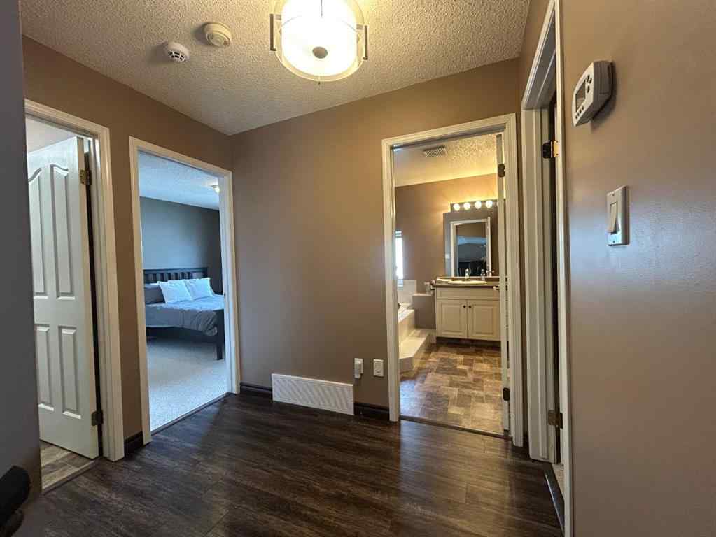 MLS® A2212724 - 9509 91 Street  in Lac La Biche Lac La Biche, Residential