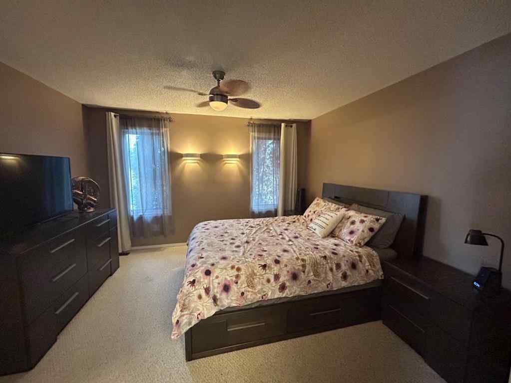 MLS® A2212724 - 9509 91 Street  in Lac La Biche Lac La Biche, Residential