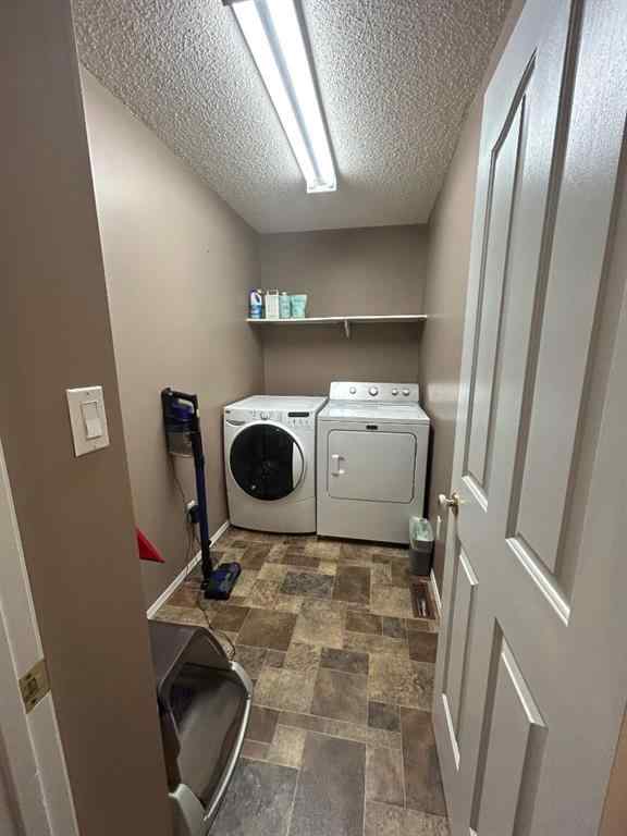 MLS® A2212724 - 9509 91 Street  in Lac La Biche Lac La Biche, Residential