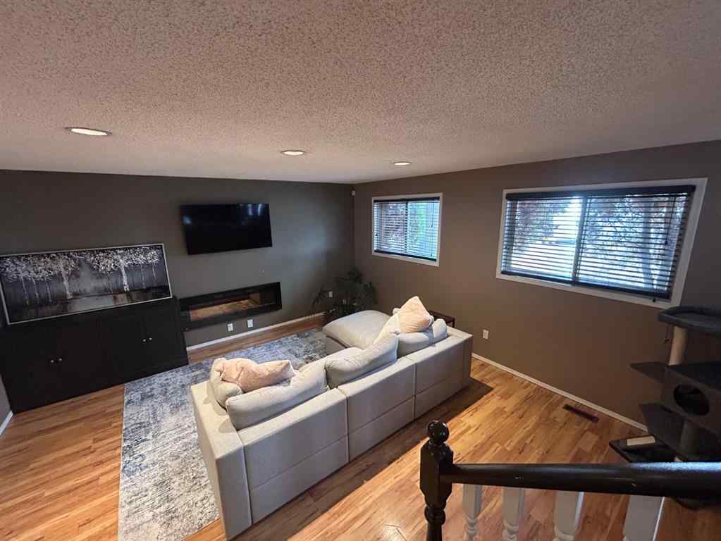 MLS® A2212724 - 9509 91 Street  in Lac La Biche Lac La Biche, Residential