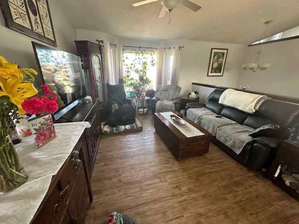 MLS® A2212745 - 10 RICHMOND Close  in NONE Whitecourt, Residential