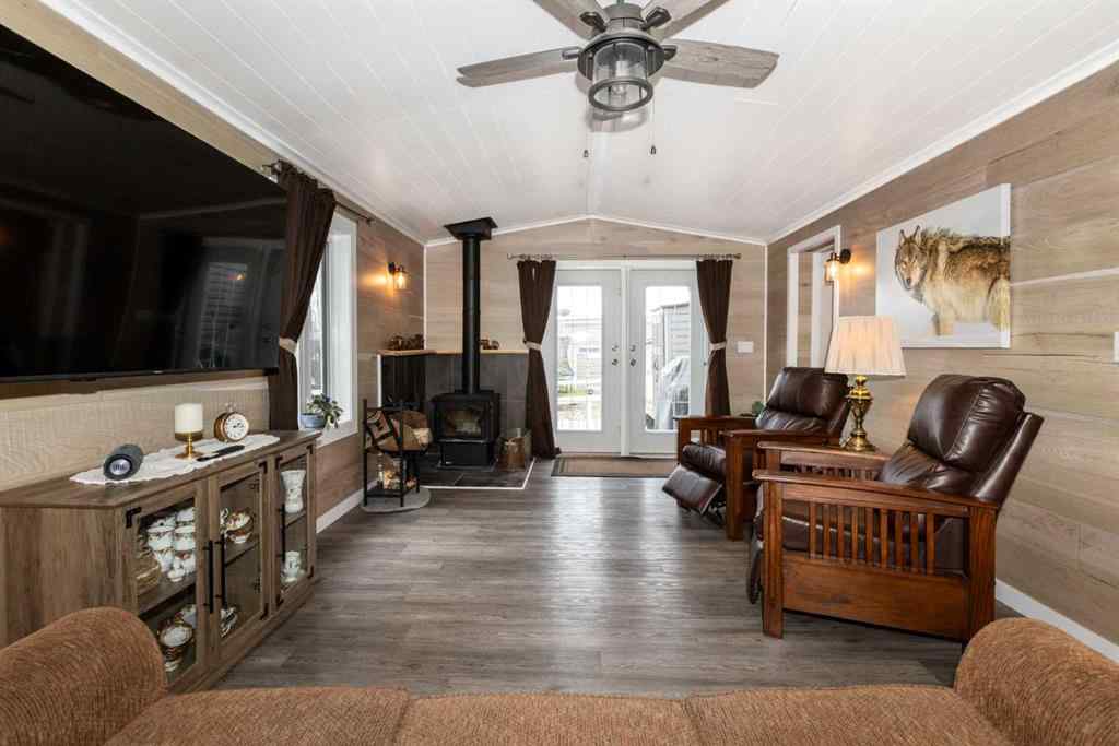 MLS® A2212763 - Unit #5097 35468 Range Road 30   in Gleniffer Lake Rural Red Deer County, Residential