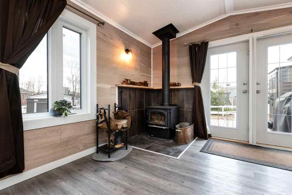 MLS® A2212763 - Unit #5097 35468 Range Road 30   in Gleniffer Lake Rural Red Deer County, Residential