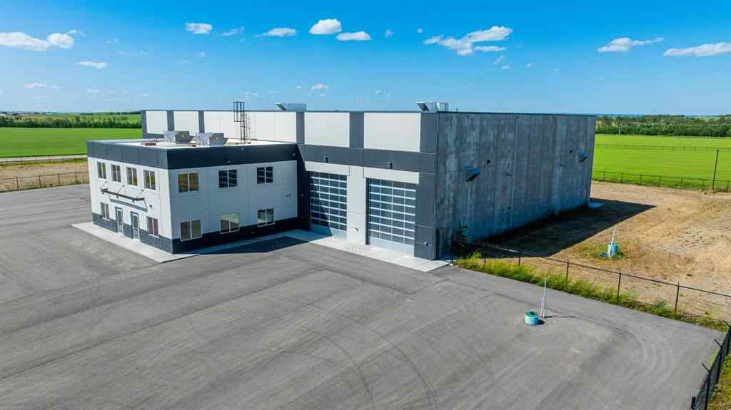 MLS® A2212810 - Unit #82 722040 Range Road 51   in Hawker Industrial Park Rural Grande Prairie No. 1, County of, Commercial