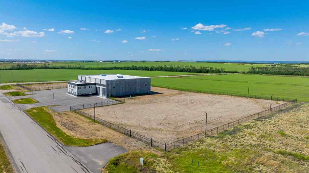 MLS® A2212810 - Unit #82 722040 Range Road 51   in Hawker Industrial Park Rural Grande Prairie No. 1, County of, Commercial
