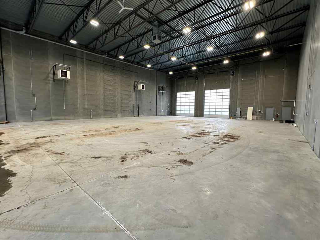 MLS® A2212810 - Unit #82 722040 Range Road 51   in Hawker Industrial Park Rural Grande Prairie No. 1, County of, Commercial