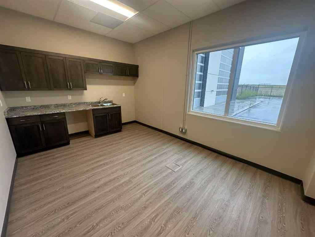 MLS® A2212810 - Unit #82 722040 Range Road 51   in Hawker Industrial Park Rural Grande Prairie No. 1, County of, Commercial