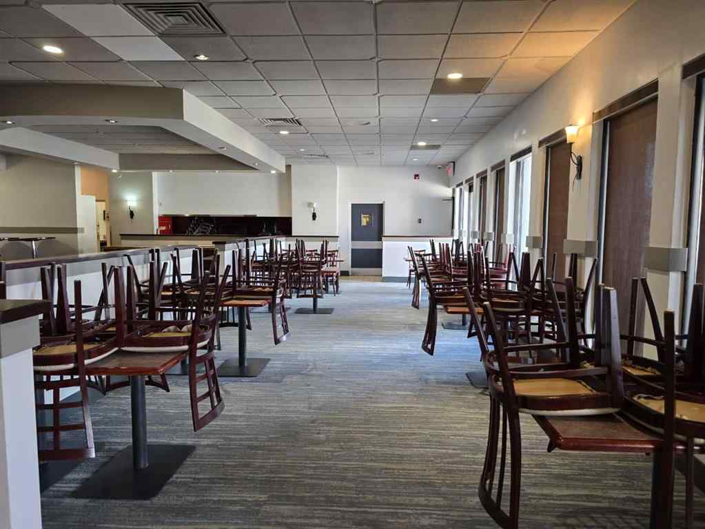 MLS® A2212835 - 4206 Macleod Trail S in Manchester Industrial Calgary, Commercial