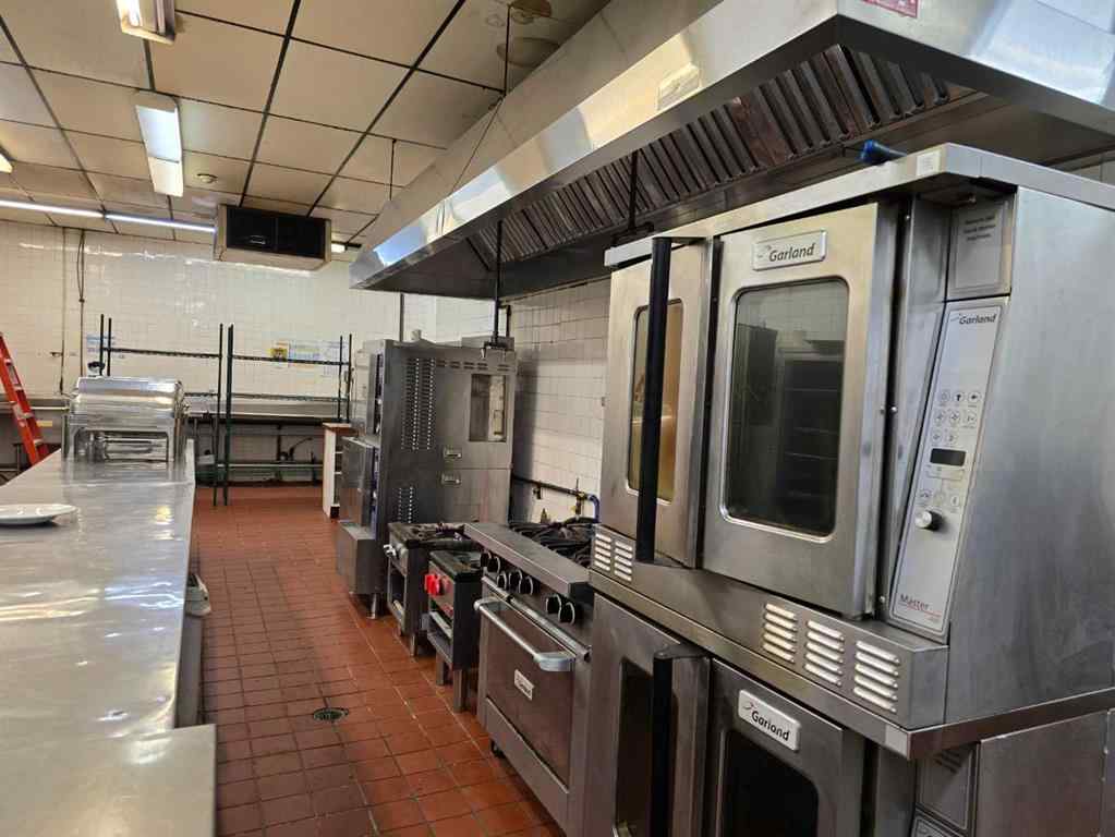 MLS® A2212835 - 4206 Macleod Trail S in Manchester Industrial Calgary, Commercial