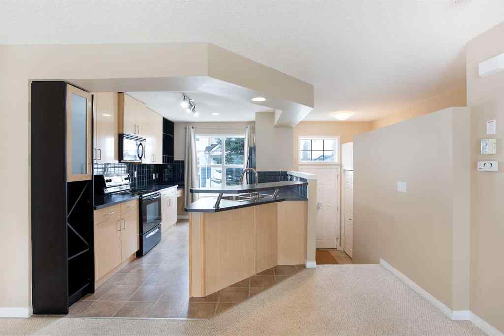 MLS® A2212858 - 3050 New Brighton Gardens SE in New Brighton Calgary, Residential