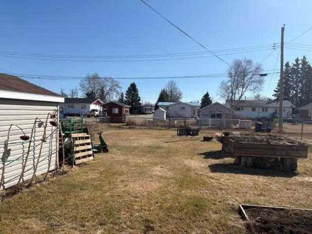 MLS® A2212907 - 407 2nd Street NE in NONE Manning, Residential