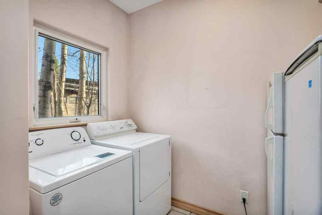 MLS® A2212962 - 185 Birchcliff Road  in NONE Birchcliff, Residential