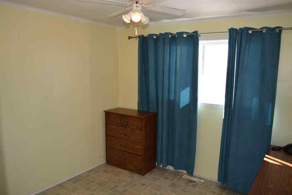 MLS® A2212967 - 22004 RR 814   in Northern Sunrise County Rural Northern Sunrise County, Residential